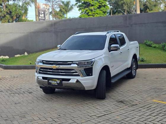 CHEVROLET S10 2.8 16V TURBO DIESEL HIGH COUNTRY CD 4X4 AUTOMÁTICO